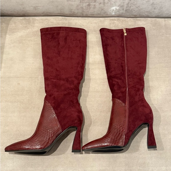 Elegant Burgundy Heeled Boots - Picture 5 of 12